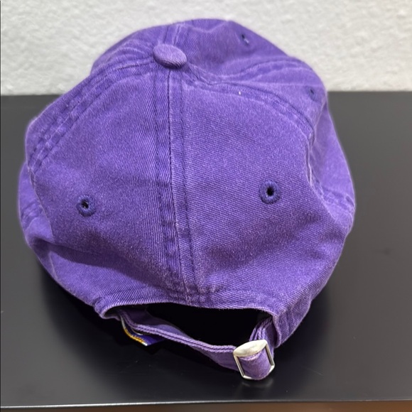 Los Angeles Lakers Hat Cap Strap Back Purple NBA Basketball Adjustable - Picture 4 of 12